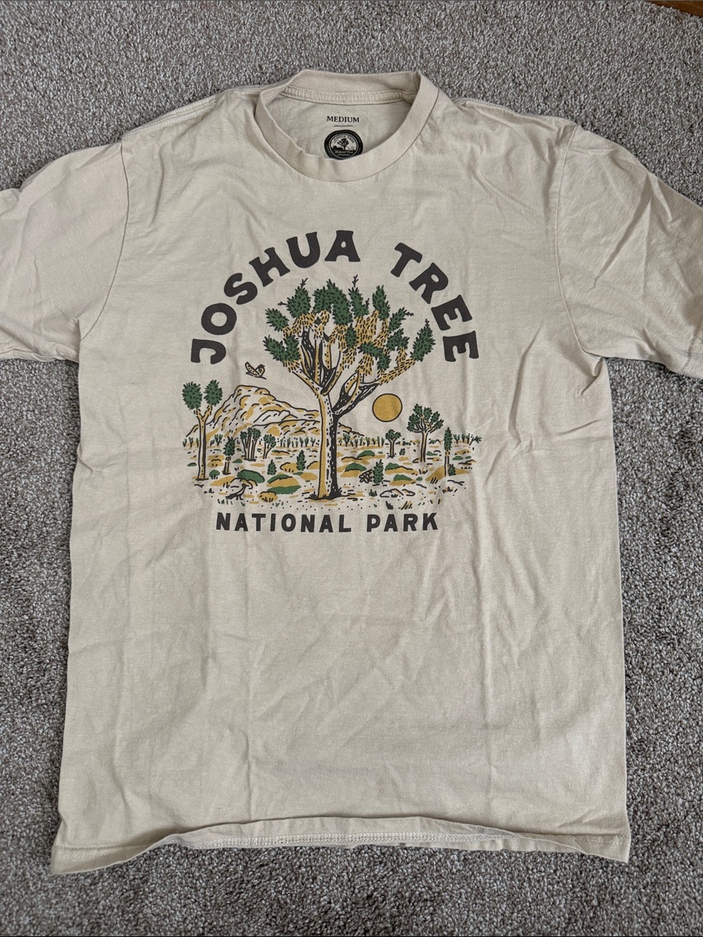 Joshua Tree National Park Graphic Tee - Cream - medium
